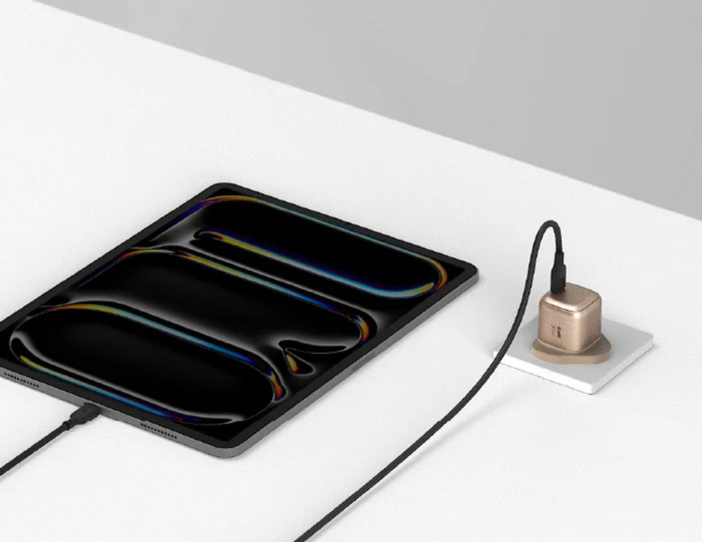 Momax Sandstone Charger Assemble – Magnetic Power Bank + USB-C Cable + GaN Adapter Combo
