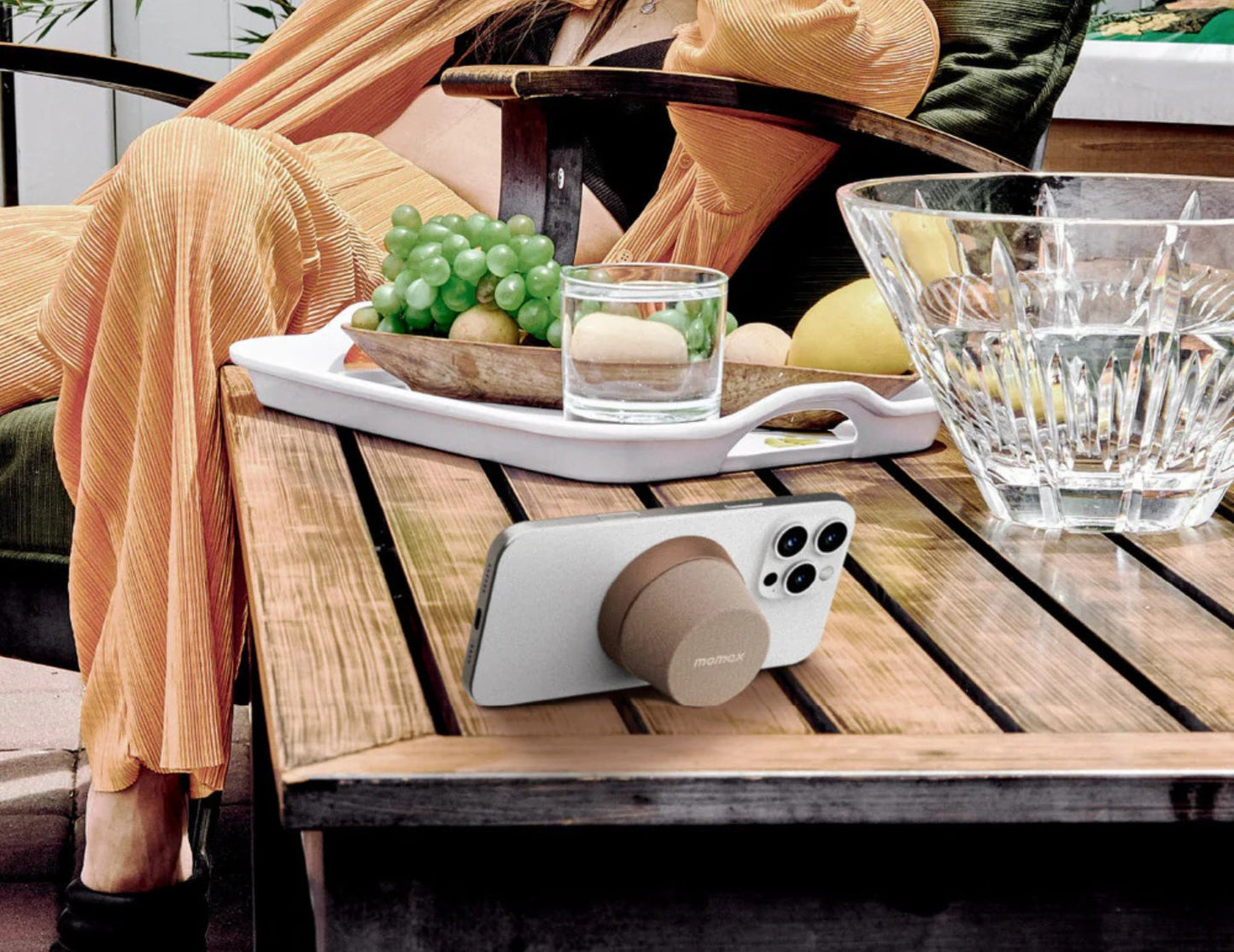 Momax 1-Vibe Go Magnetic Portable True Wireless Speaker