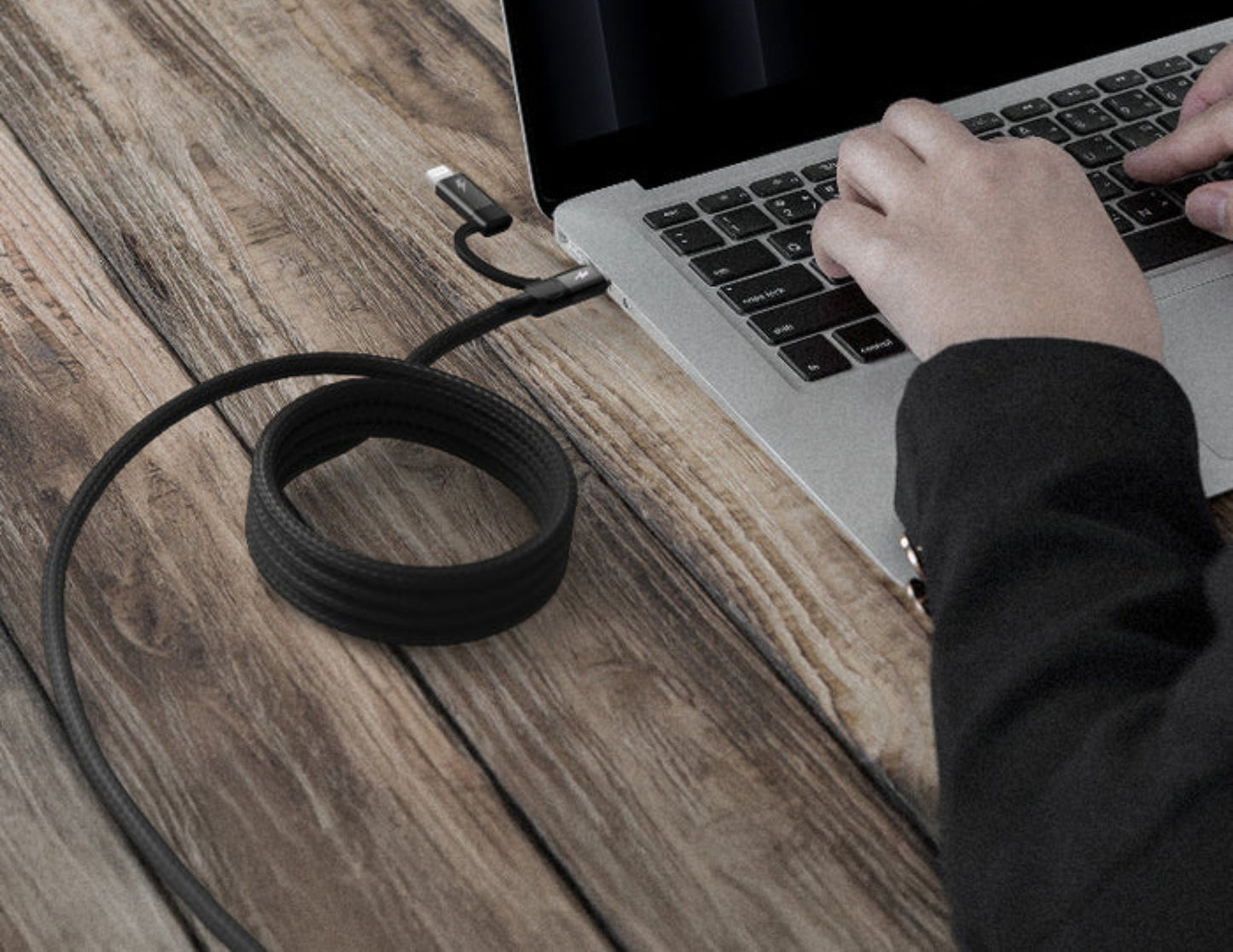 كابل مغناطيسي من Momax Mag.Link USB-C إلى Lightning وUSB-C (DL58D/DL58L2) – 1 متر