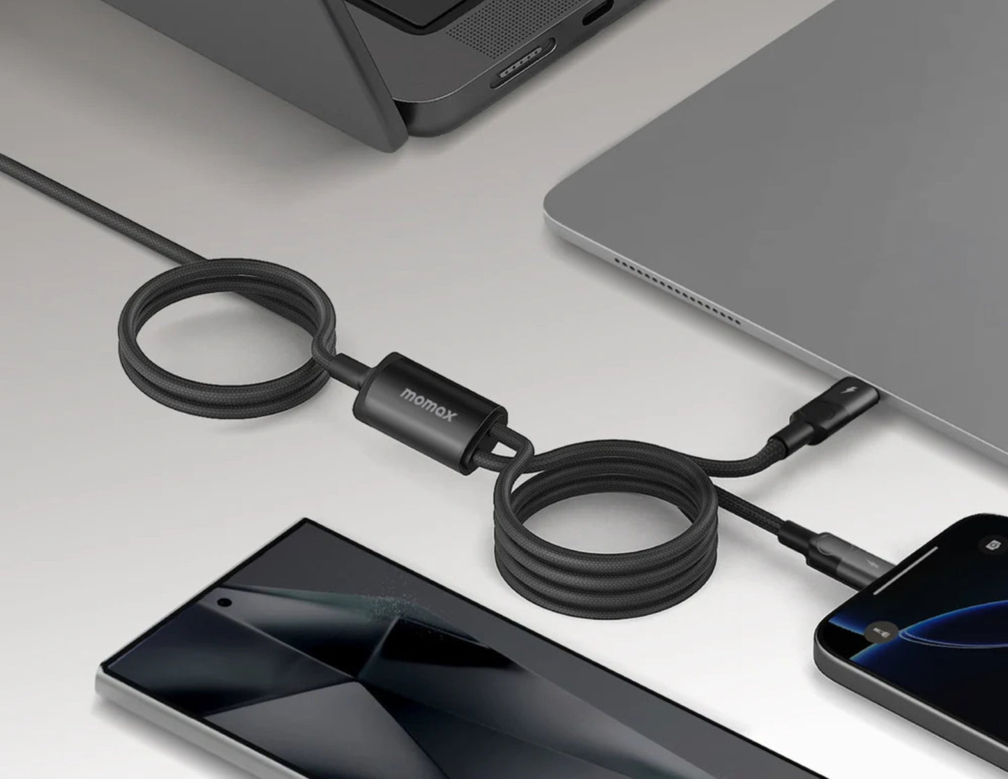 كابل مغناطيسي Momax Mag.Link 100W USB-C إلى USB-C مزدوج (DC56D/DC56L2)