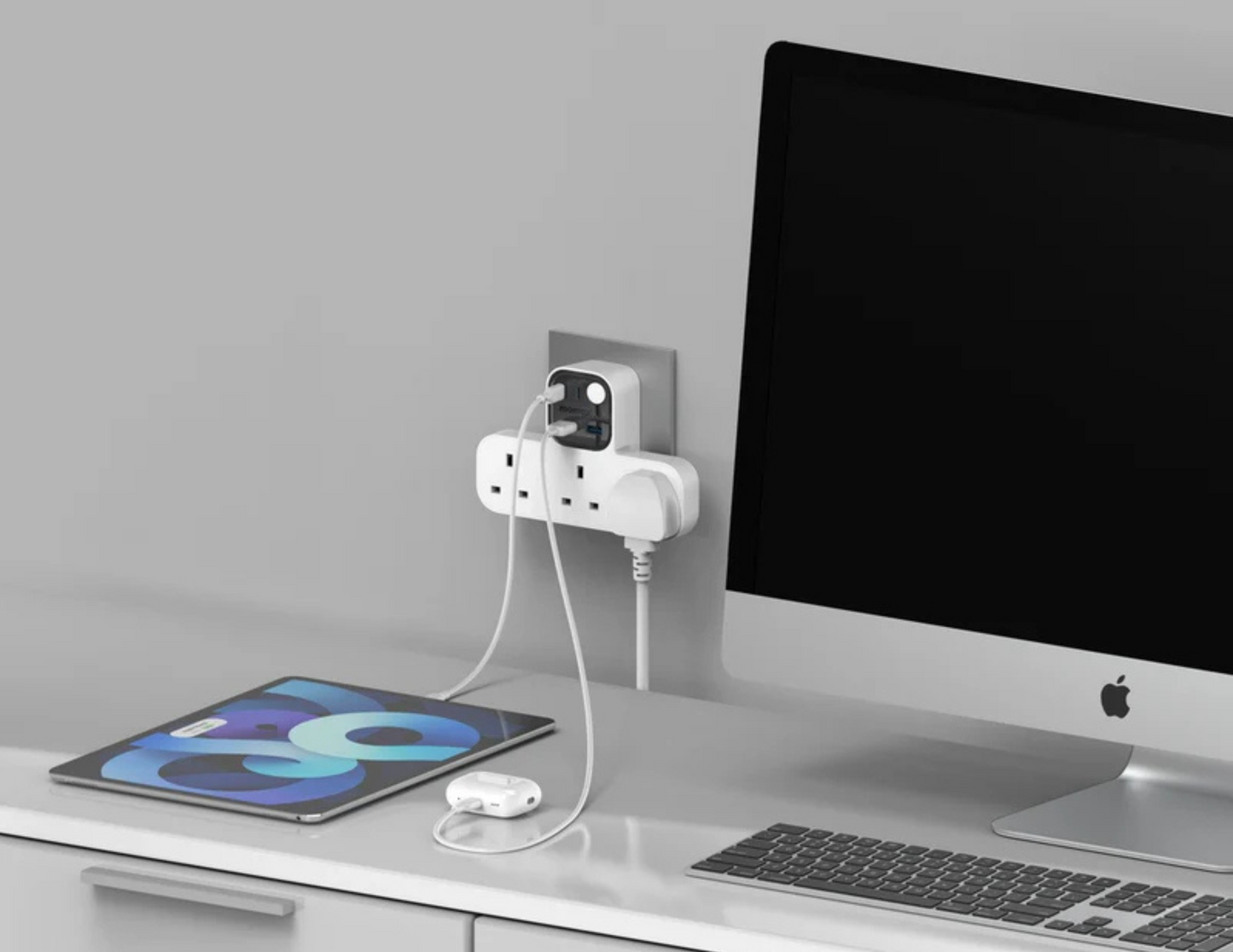 Momax 1-Charger Work Flow T-Shaped Extension with 3 Sockets & USB Ports