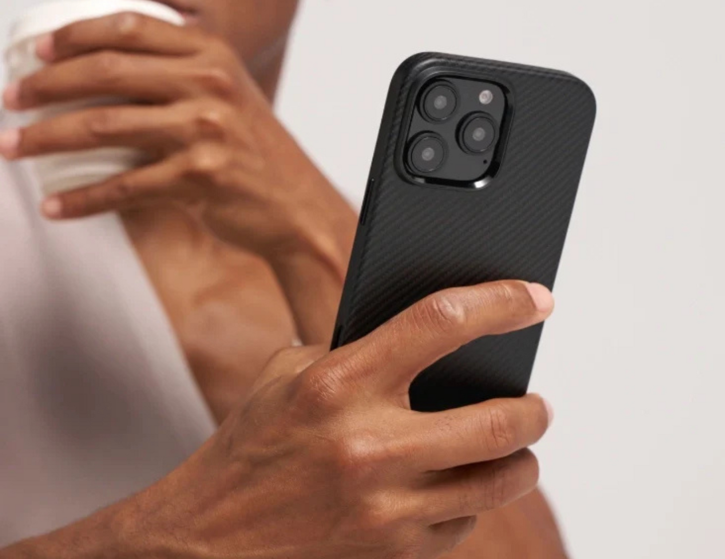 Pitaka Classic Black/Grey Military-Grade Protective Case for iPhone 16 Pro & Pro Max