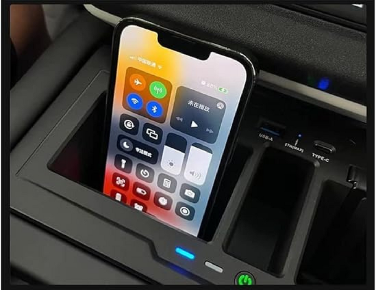 Dual Wireless Car Charger Dock for Land Rover Defender - THABTHABA STORE