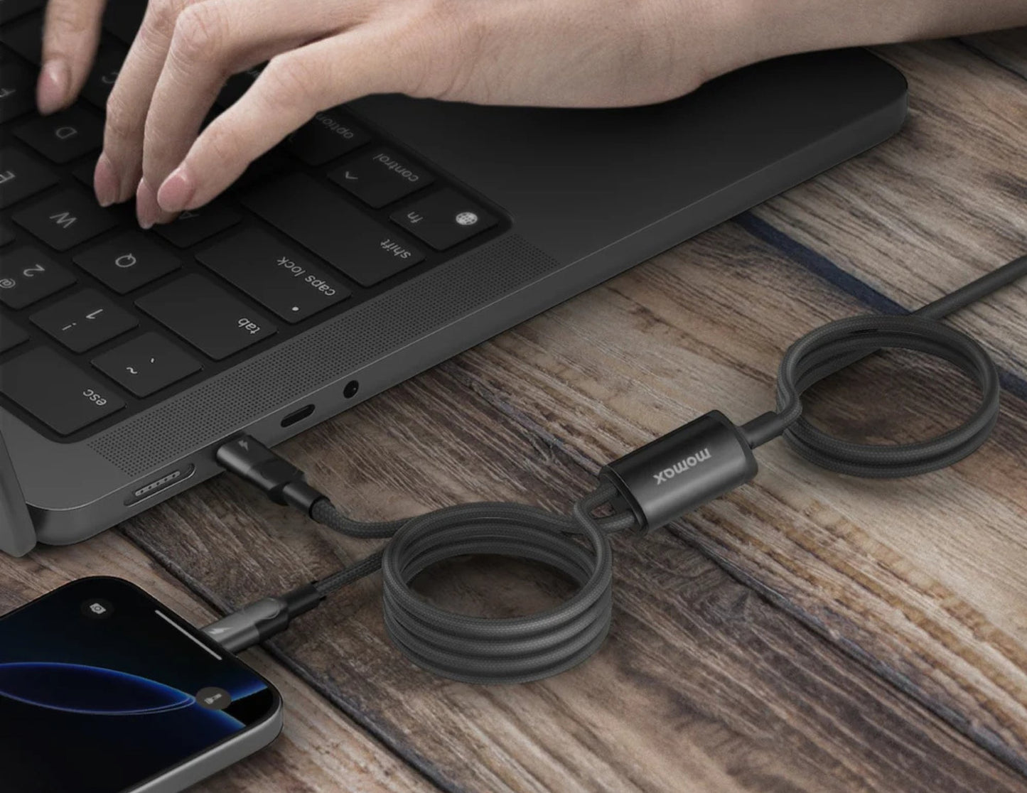 كابل مغناطيسي Momax Mag.Link 100W USB-C إلى USB-C مزدوج (DC56D/DC56L2)