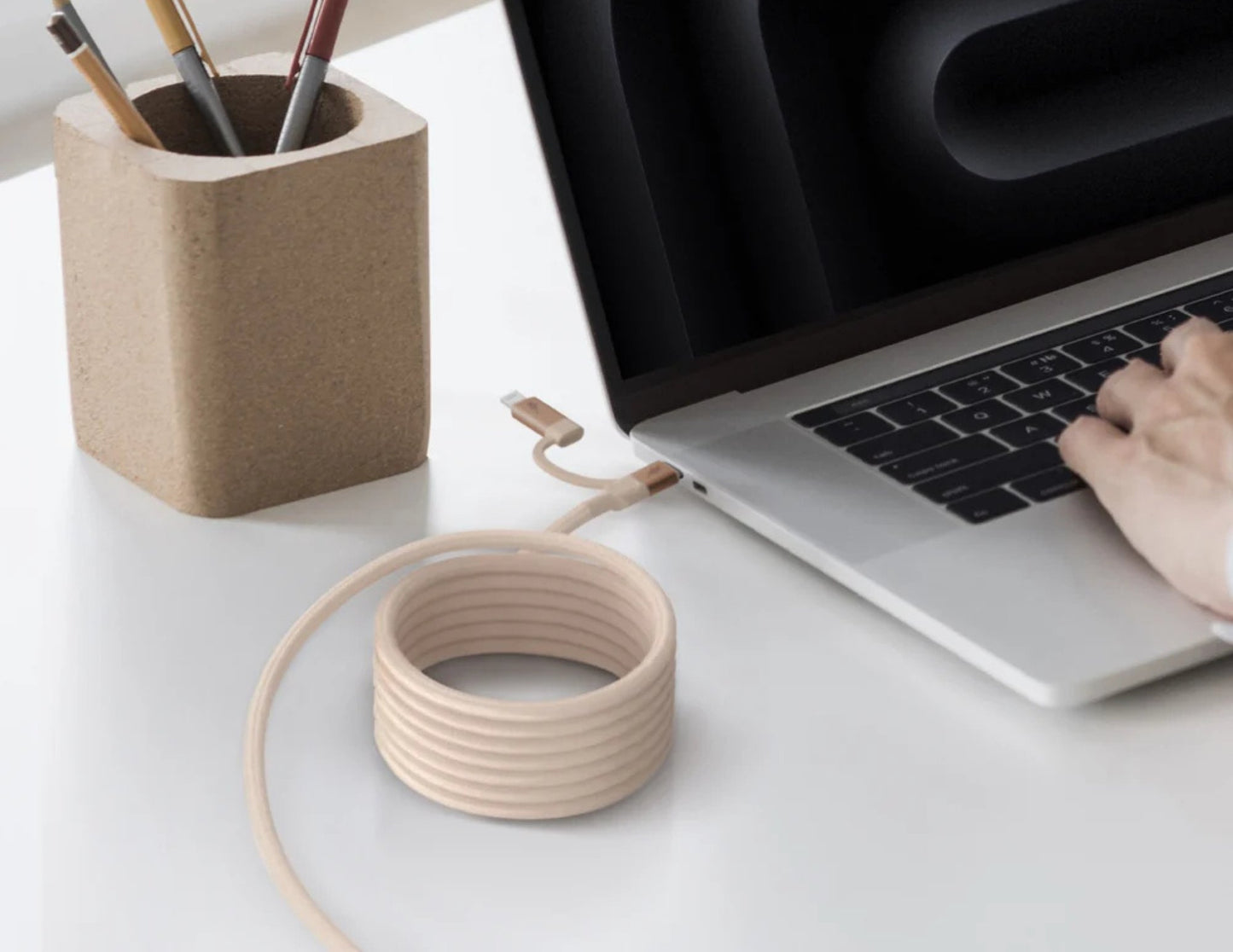 كابل موماكس ماج لينك دوو المغناطيسي 2 في 1 (من USB-C إلى USB-C وLightning) - شحن سريع 60 وات بطول 2 متر
