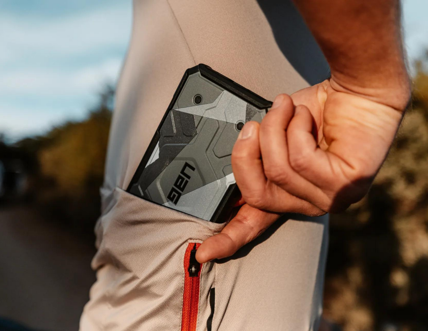 UAG Pathfinder Se Case for iPhone 15 Pro - Pro Max - Geo Camo - THABTHABA STORE