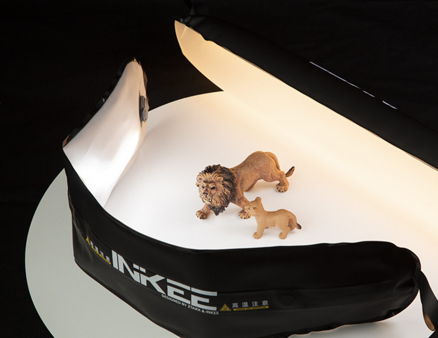 Inkee Gold Crow SK921 inflated to full stick light mode for professional use.