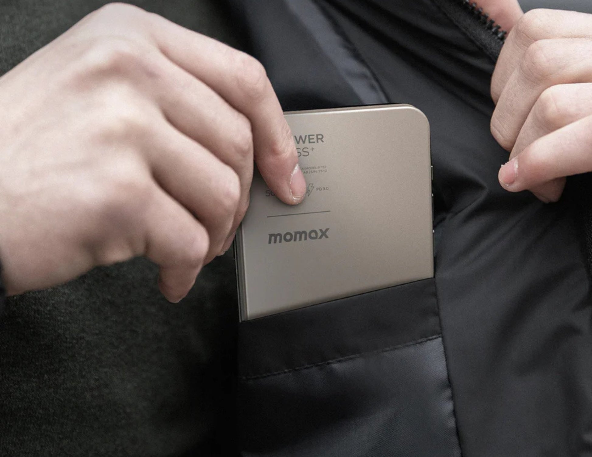 Momax F.Pass+ 5000mAh Magnetic Power Bank with USB-C Cable, 20W Fast Charging, Ultra-Slim Design