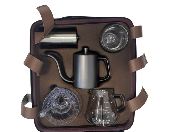 V60 Travel Coffee Set TS05 in a brown carrying case on a white background