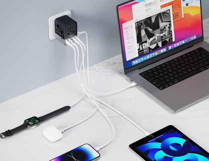 محول Aukey Travel Mate 65W GaN عالمي مع منافذ USB PA-TA08A رمادي