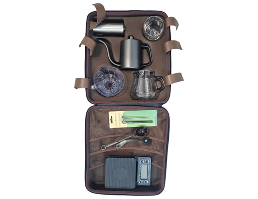 V60 Travel Coffee Set TS05 various items including a teapot, cups, and scales in a brown case on a white background.
