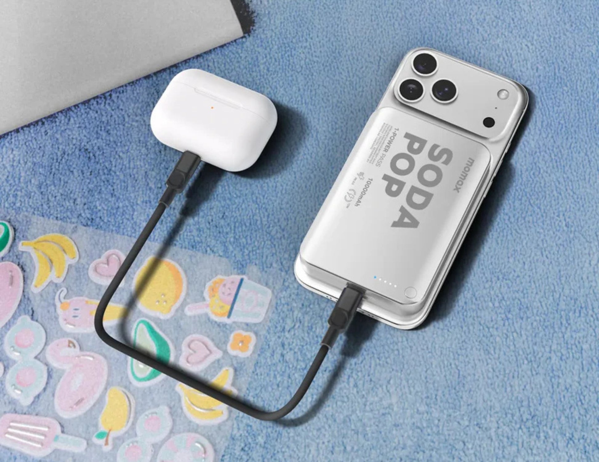 Momax 1-Power Pass 10000mAh magnetic wireless power bank IP166 Qatar
