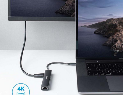 Anker 533 USB-C Hub A8338HA1 streaming 4K content via HDMI.