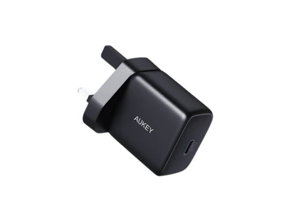 Aukey Swift PA-R1P 30W USB-C PD wall charger black at Thabthaba Store Qatar.
