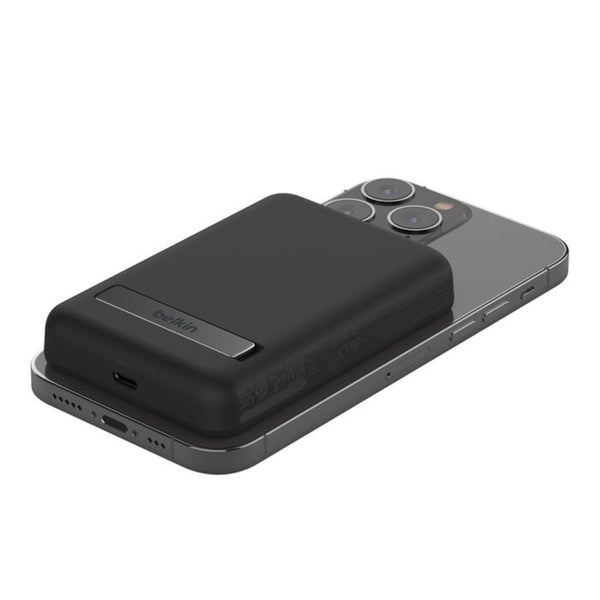 Belkin BoostCharge Magnetic Wireless Power Bank 5000mAh with Foldable Stand Black BPD004btBK Qatar