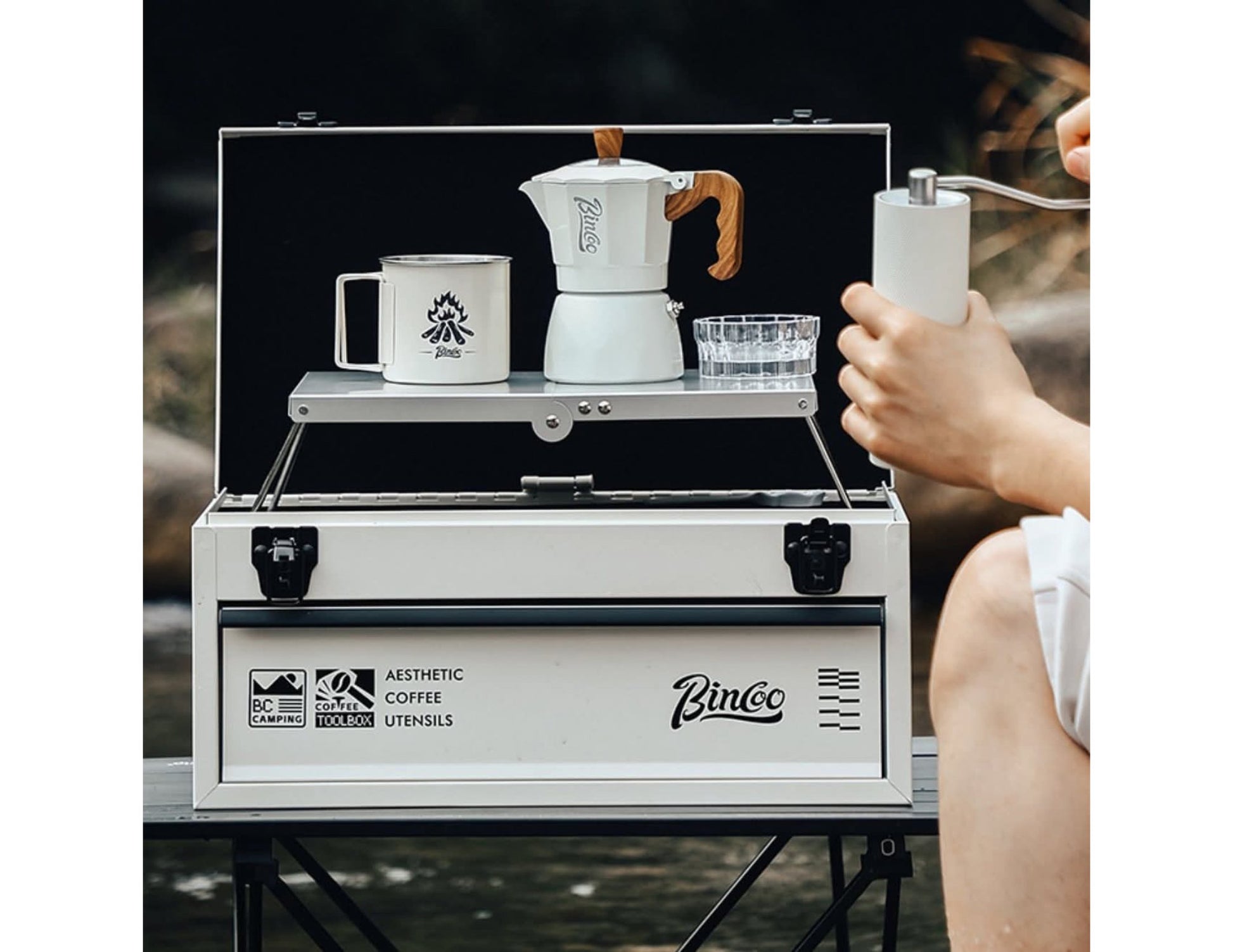 BinCoo Travel Coffee Set portable 11-piece outdoor toolbox—moka pot, cups, grinder, stove for Qatar camping & travel