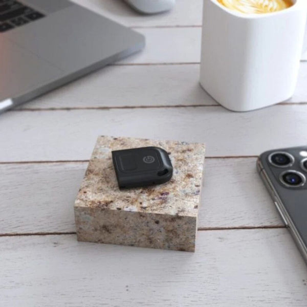 Goui G-FINDME G-Tag Bluetooth Tracker for keys, wallets and luggage using Apple Find My network in Qatar