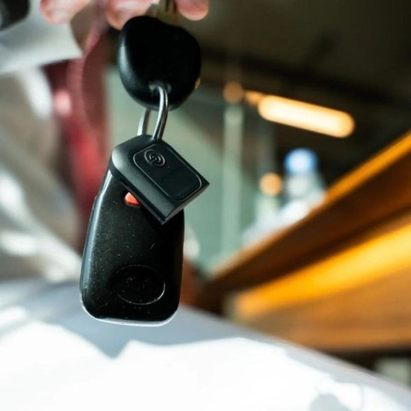Goui G-FINDME G-Tag Bluetooth Tracker for keys, wallets and luggage using Apple Find My network in Qatar