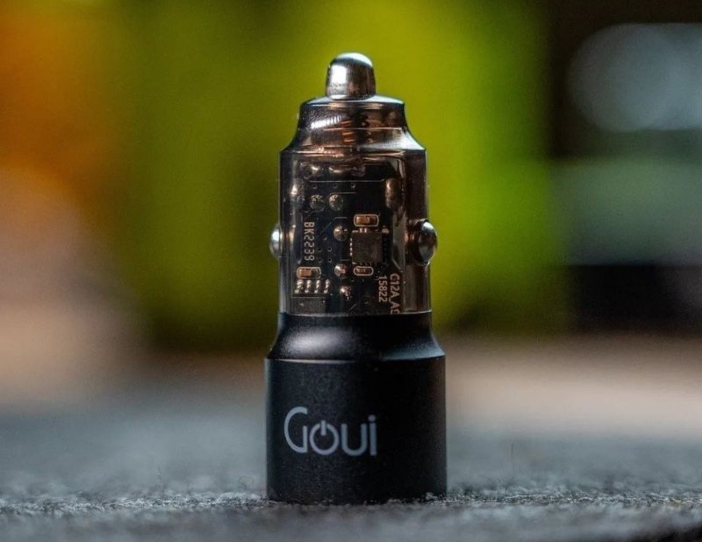 GOUI Gear 65W nano dual port car charger transparent Qatar