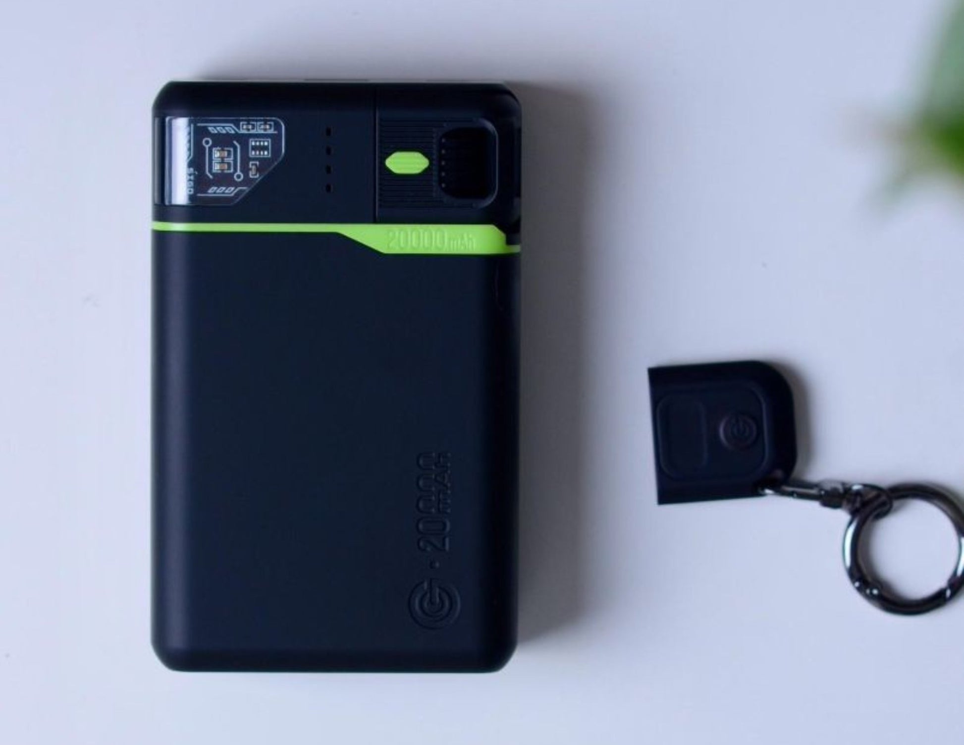 GOUI Sigo 10 10000mAh compact power bank Qatar