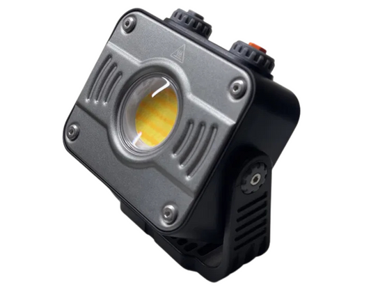 Multifunctional HW-999 Work Light with magnetic base and stepless dimming.