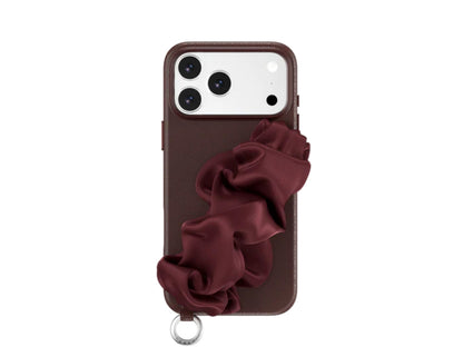 MagEasy Foulard M Bracelet Case silk strap iPhone 17 Pro Max Qatar