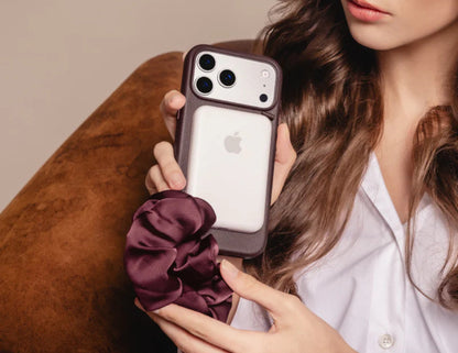 MagEasy Foulard M Bracelet Case silk strap iPhone 17 Pro Max Qatar