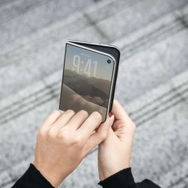 MagEasy Vetro Bluelight anti-blue light 9H tempered glass screen protector for iPhone Duo with AlignPro installation kit in Qatar