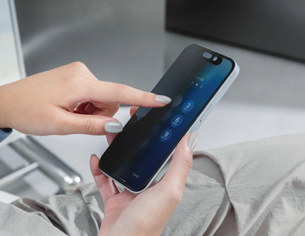 MagEasy Vetro Privacy Tempered Glass Screen Protector for iPhone 17 Series, 56° privacy angle, ultra-thin 9H tempered glass, anti-fingerprint, bubble-free install, at Thabthaba Store Qatar