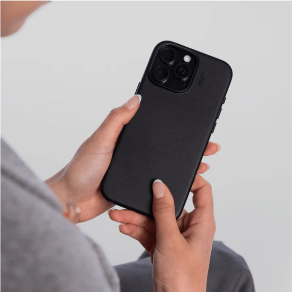MOFT Snap Case MOVAS MagSafe Case for iPhone 16 Pro Jet Black Qatar