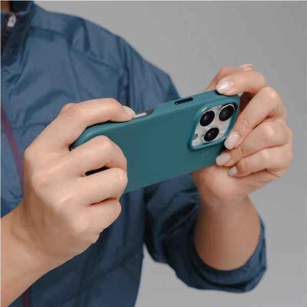 MOFT Snap Case MOVAS MagSafe Case for iPhone 16 Pro Max Jungle Qatar