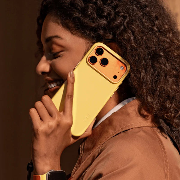 MOFT Snap Case MOVAS™ MagSafe vegan leather case for iPhone 17 Pro Wonder Yellow Qatar