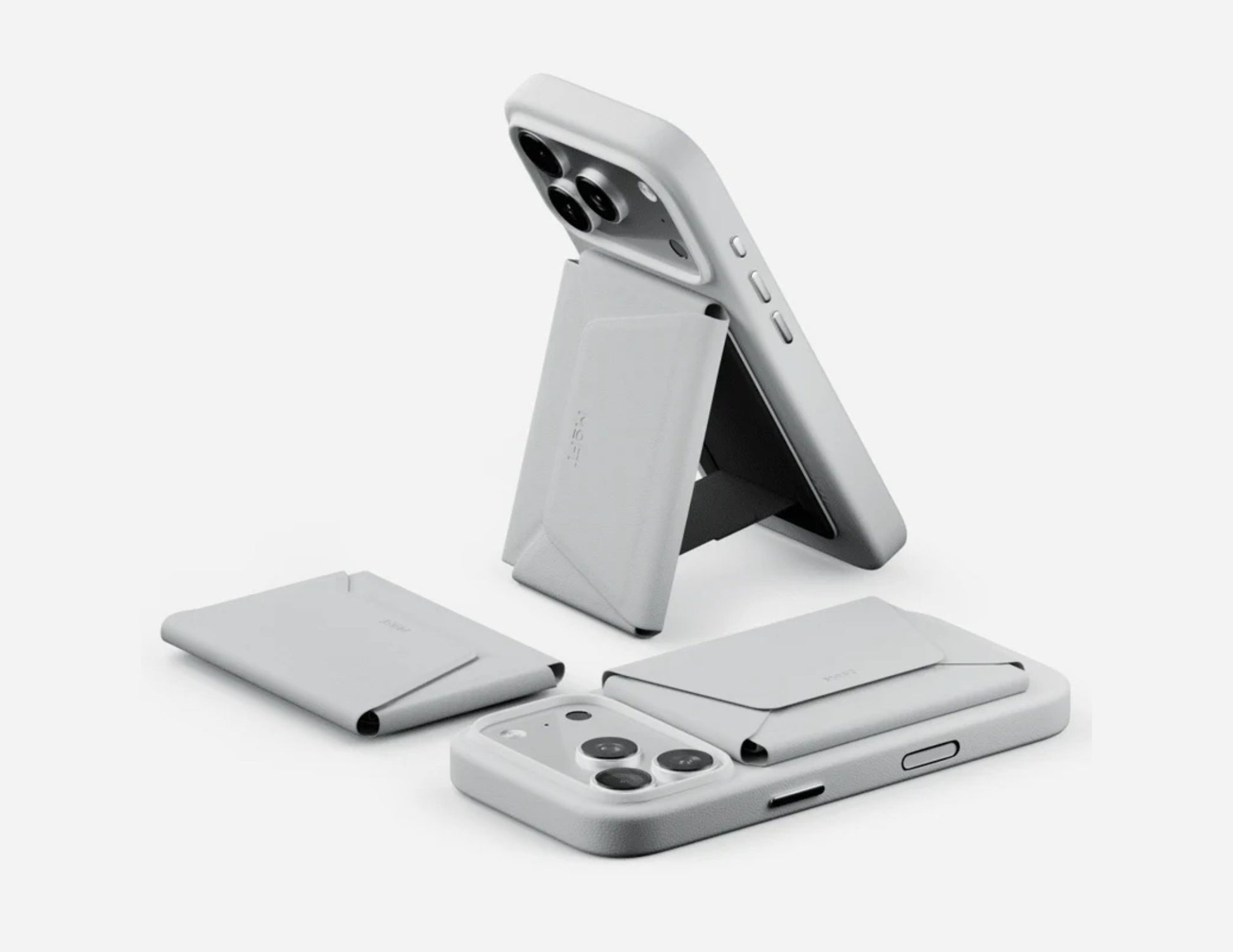 Moft Snap Field Wallet with stand MagSafe RFID vegan leather 8-card holder for iPhone Qatar