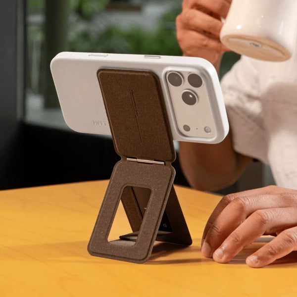 MOFT Snap Phone Tripod MOVAS-E Coffee Bio-Leather MagSafe phone stand and tripod Qatar