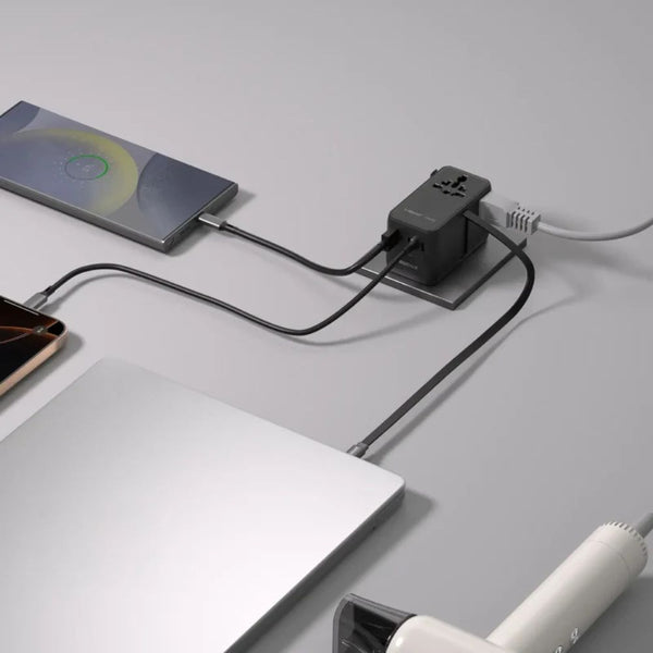 Momax 1-World²⁺ 100W 4-Port GaN Travel Charger Black with Retractable USB-C Cable Qatar
