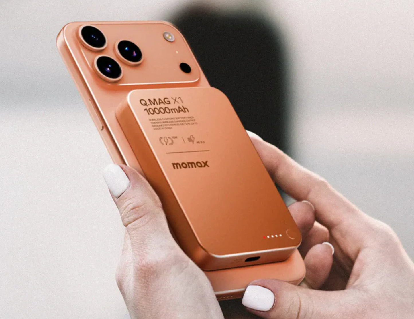 Momax Q.Mag X1 magnetic wireless power bank 10000mAh IP117​