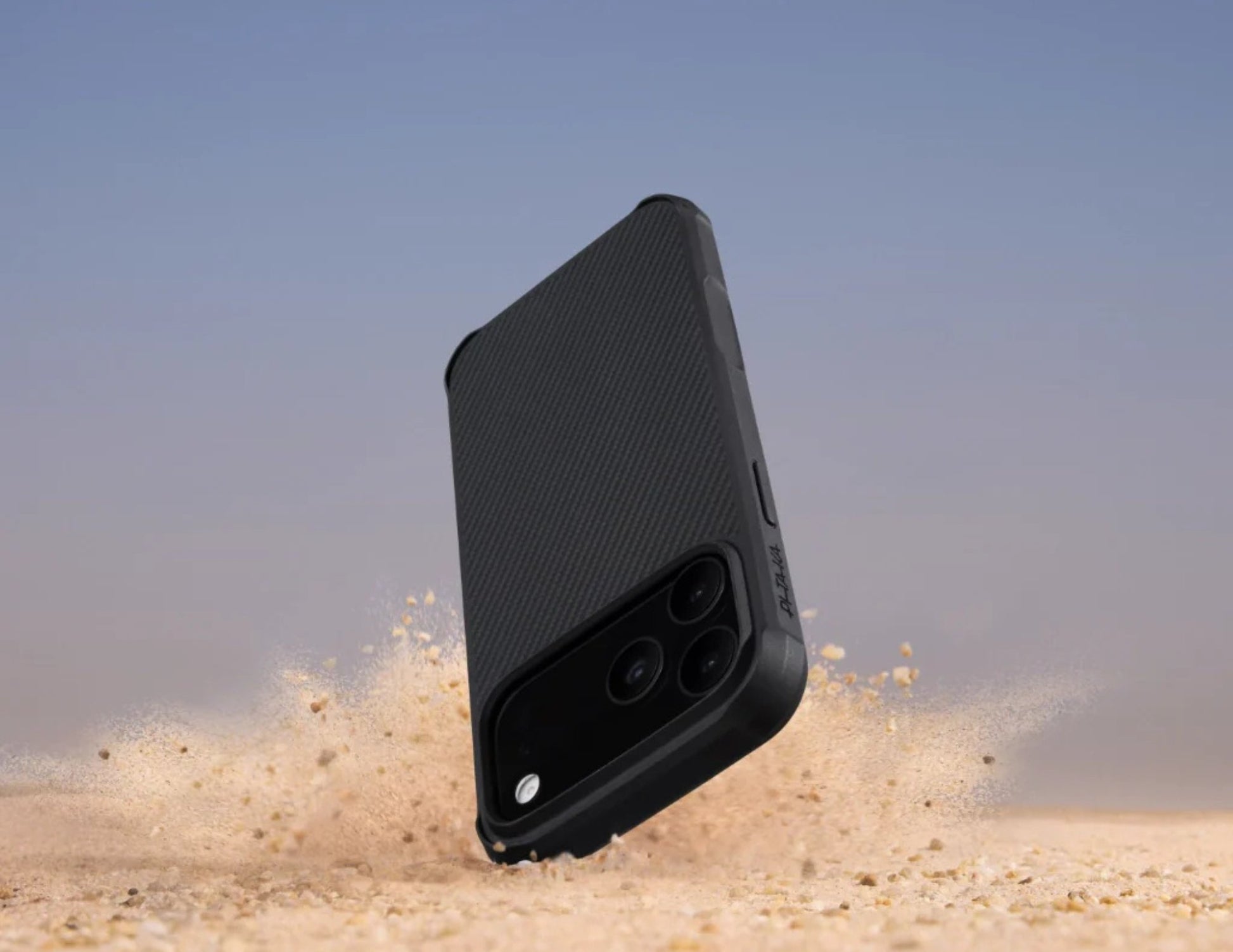 Pitaka Aramid ProGuard black grey case for iPhone 17 series Thabthaba Store Qatar