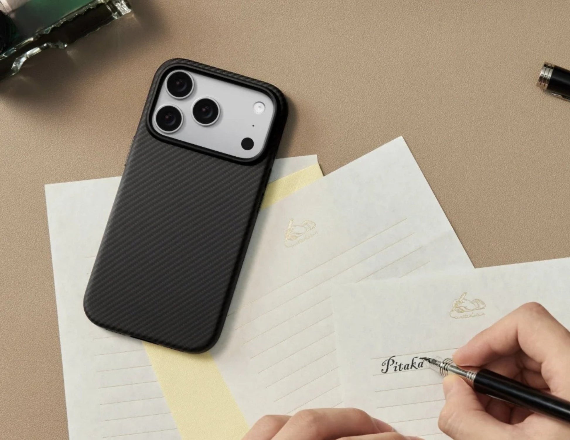 Pitaka Aramid UltraGuard Black/Grey Case for iPhone 17 Pro and Pro Max Qatar