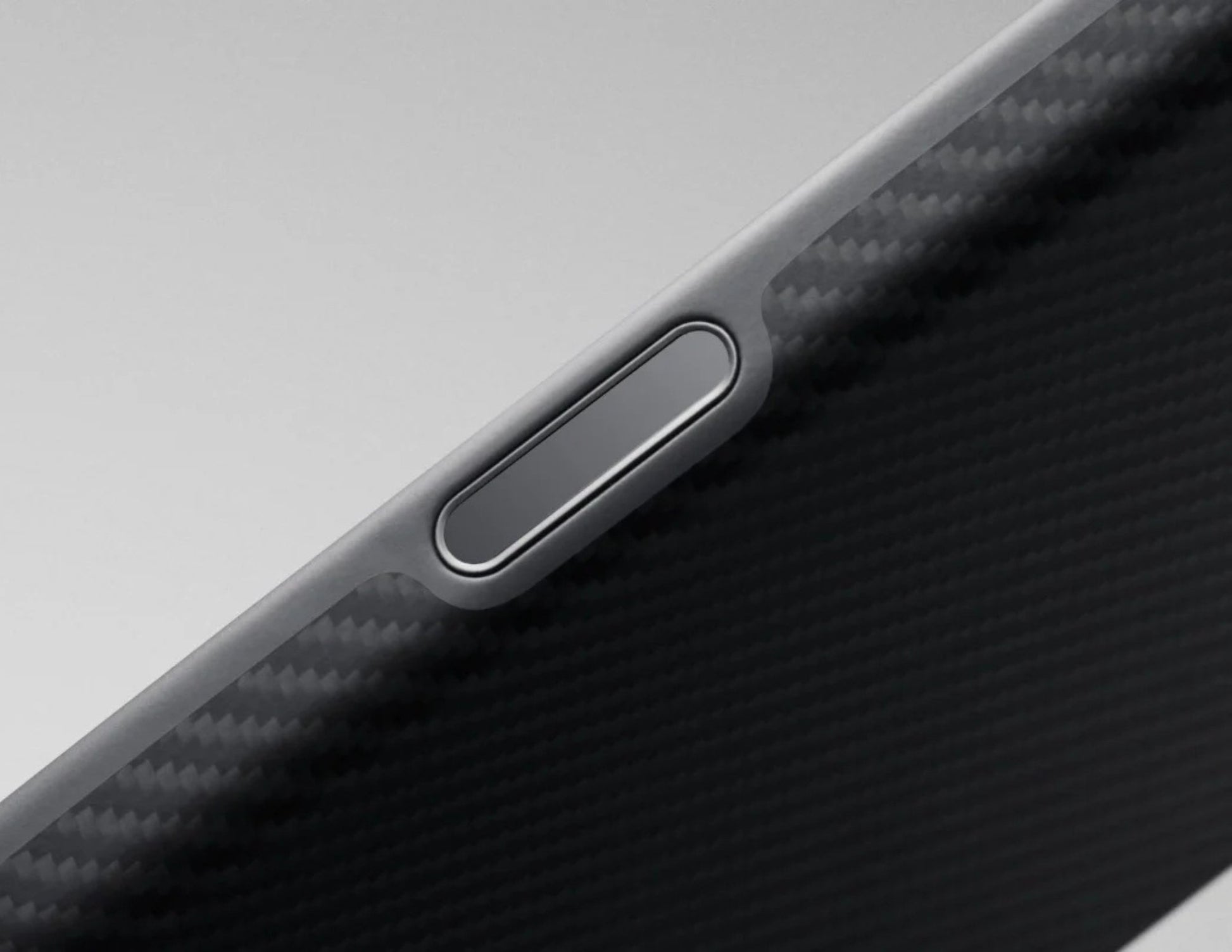 Pitaka Aramid UltraGuard Black/Grey Case for iPhone 17 Pro and Pro Max Qatar