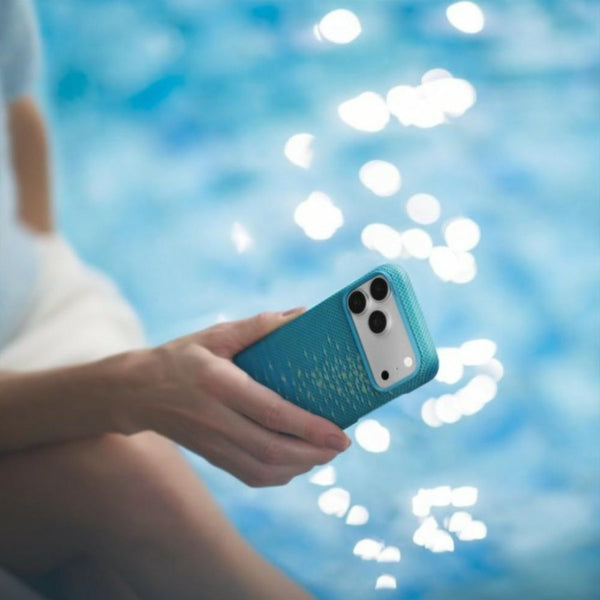 PITAKA Edge Ultra-Slim aramid fiber MagSafe case for iPhone 18 Pro Max in Lucid Blue Qatar