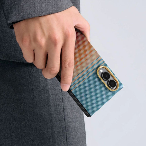 PITAKA Samsung Galaxy Z Fold8 California Dream ultra-slim aramid fiber MagSafe case Qatar