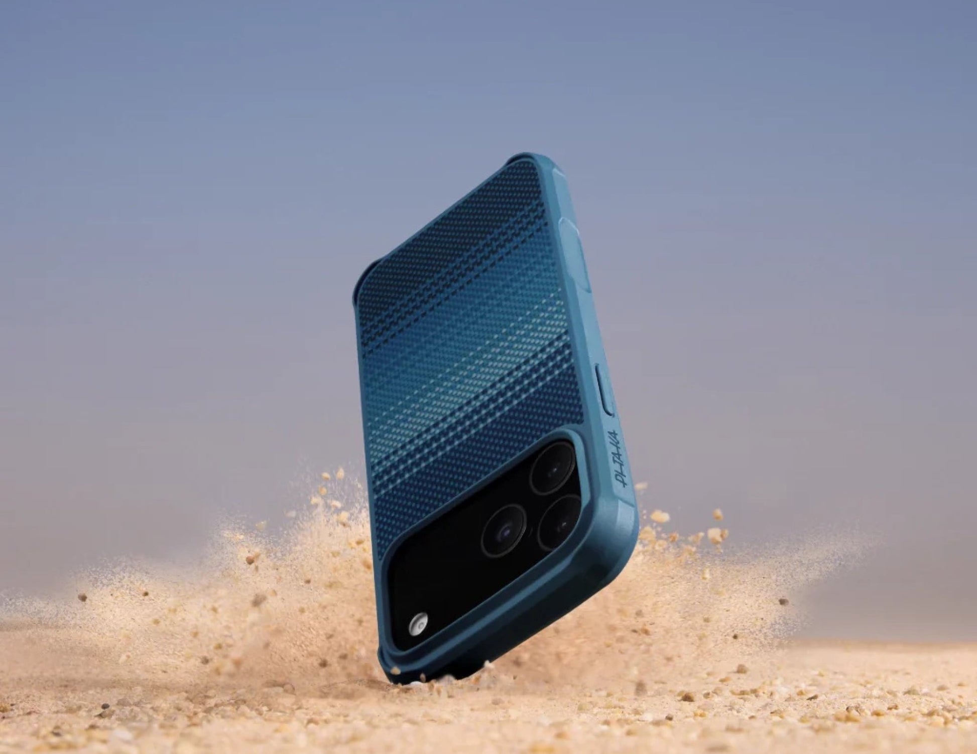 Pitaka Moonrise Aramid ProGuard case for iPhone 17 series Thabthaba Store Qatar