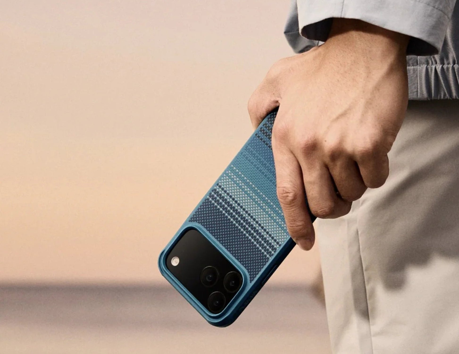 Pitaka Moonrise Aramid ProGuard case for iPhone 17 series Thabthaba Store Qatar
