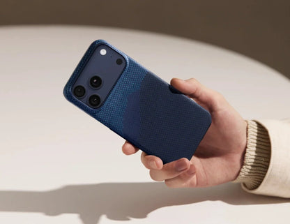 Pitaka Starpeak Ultra-Slim Over The Horizon Case made from aramid fiber for iPhone 17 Pro and Pro Max Qatar