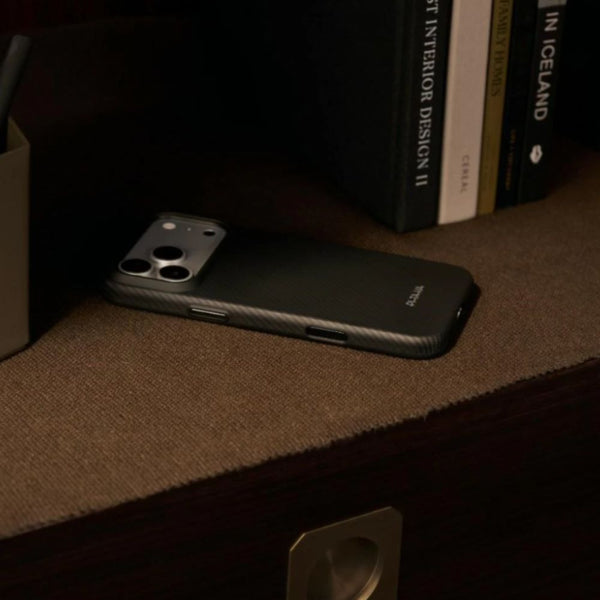 PITAKA Summa Supreme Craft Case iPhone 18 Pro Max Black Grey Twill 1500D aramid MagSafe Qatar