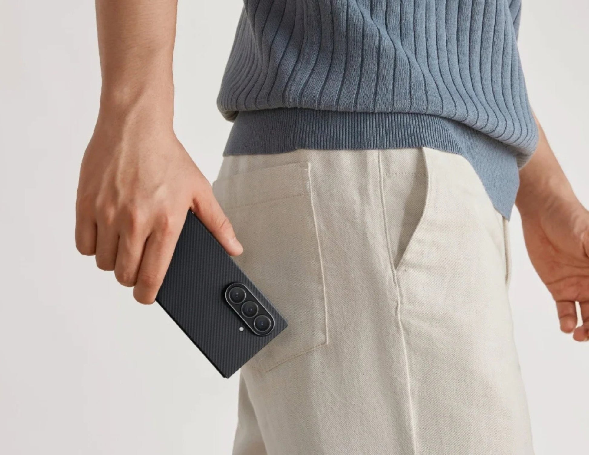 Pitaka Ultra-Slim aramid fiber case for Samsung Galaxy Z Fold 7 Black/Grey, MagSafe compatible, featherlight minimalist, at Thabthaba Store Qatar