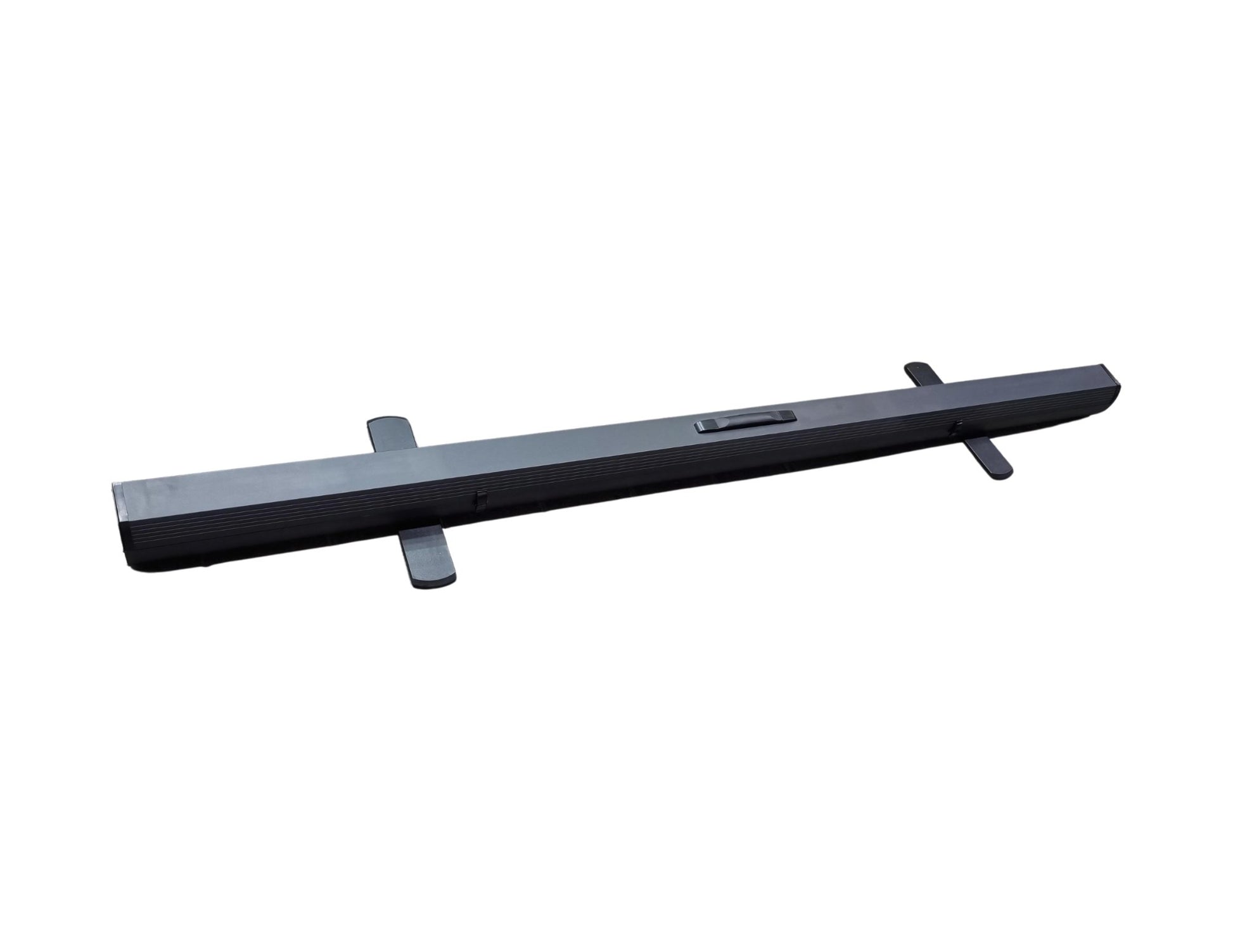 Portable 100 inch projector screen Qatar with wrinkle-resistant fabric for movies and presentations