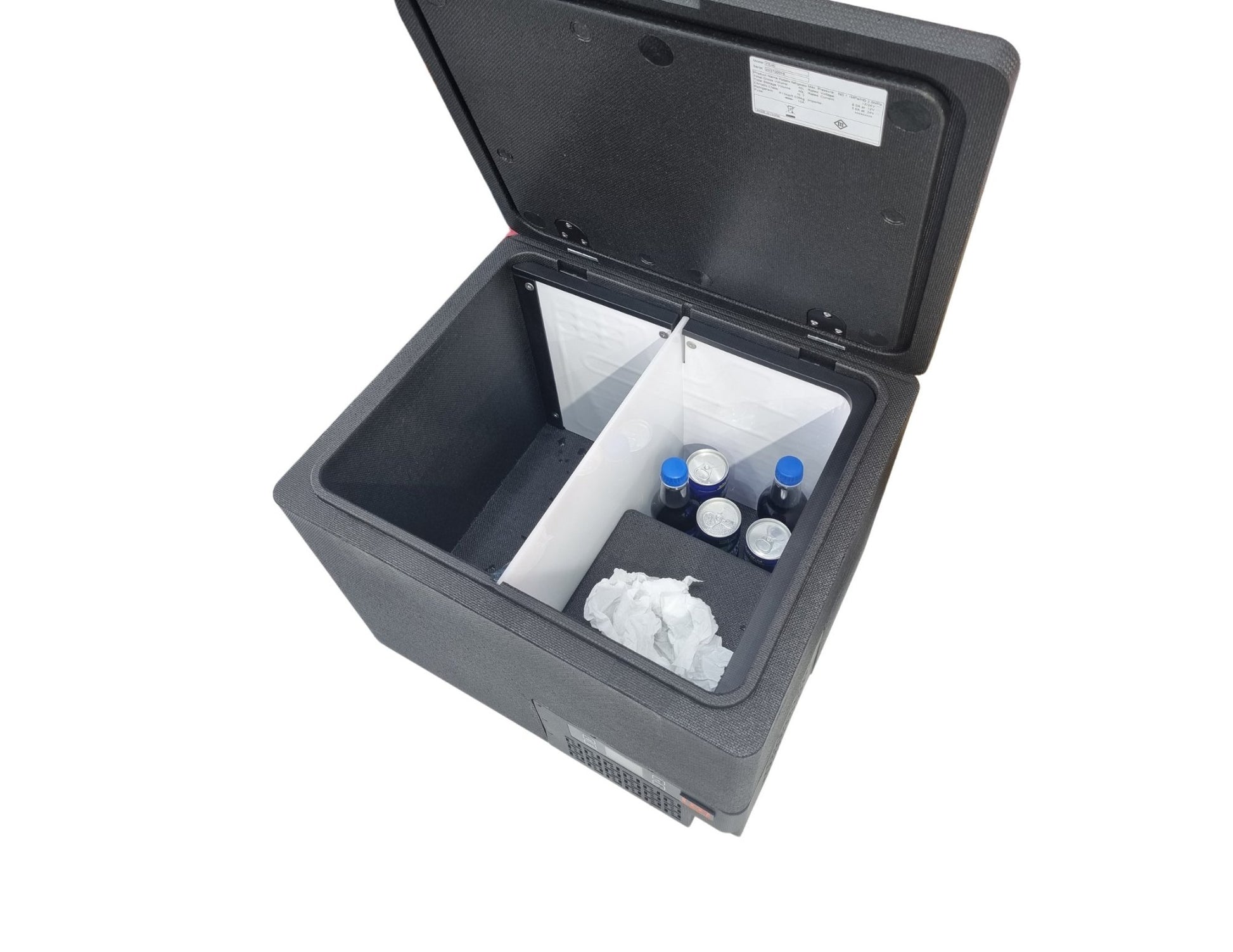 UOR FE40 40L portable fridge Qatar with dual zone LG compressor and app control