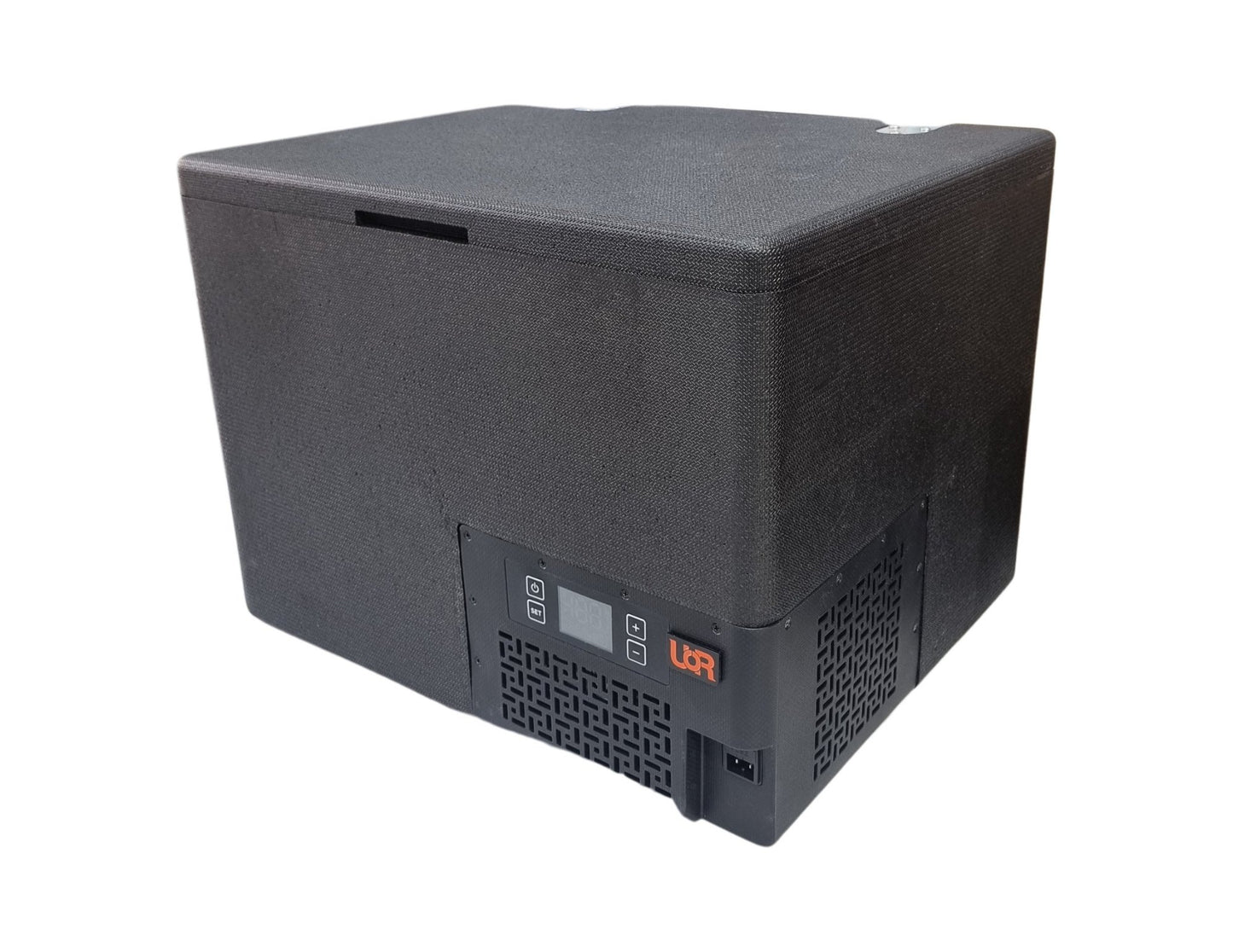 UOR FE40 40L portable fridge Qatar with dual zone LG compressor and app control