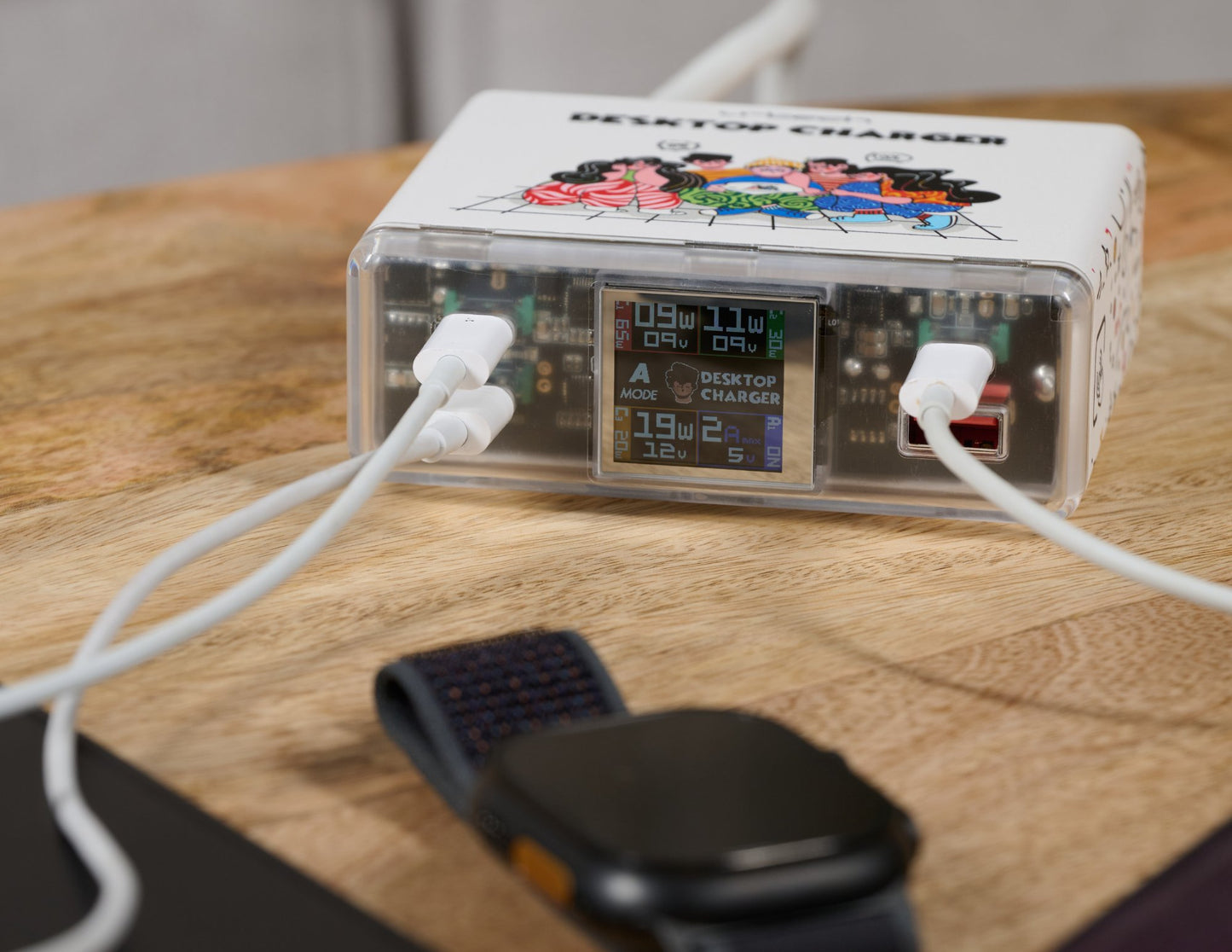 URTECH 130W GaN desktop charger smart display touch control Qatar